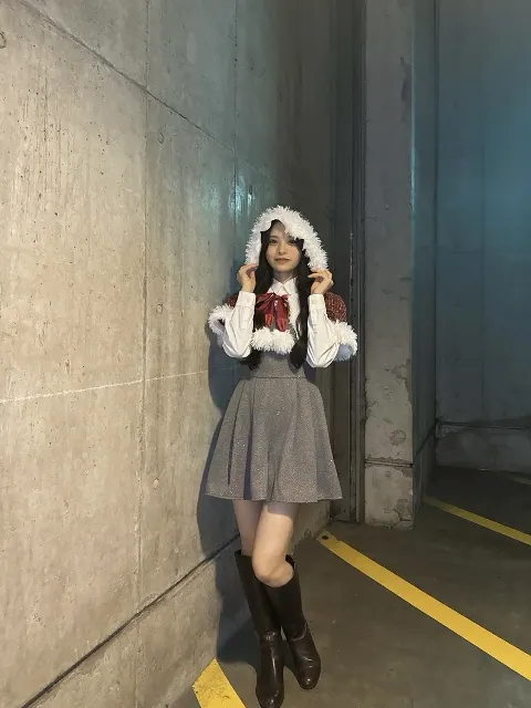 浅井 恋乃未｜ちょっと早いけど（2025-12-03）｜2枚目