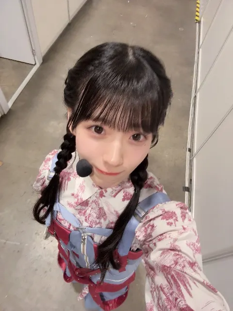 石森 璃花｜はちみつ、169（2025-12-07）｜3枚目