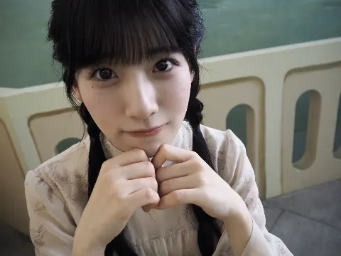 石森 璃花｜はちみつ、169（2025-12-07）｜22枚目