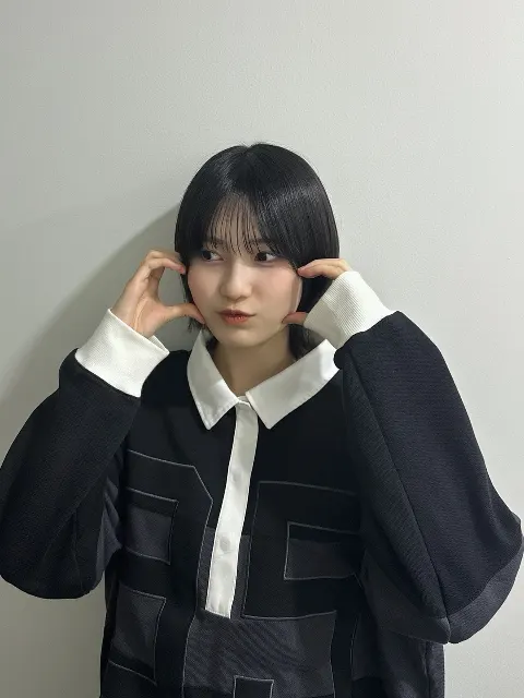 的野 美青｜（2025-12-23）｜3枚目