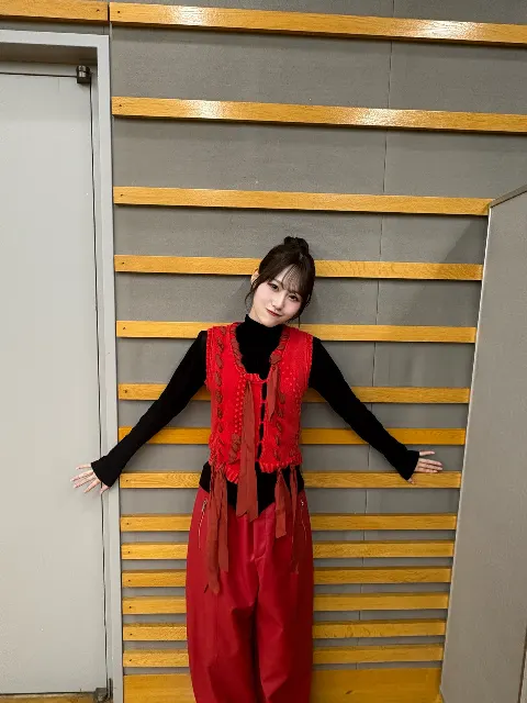 向井 純葉｜月冴ゆる（2025-12-26）｜2枚目