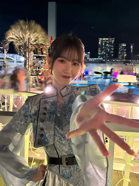 向井 純葉｜月冴ゆる（2025-12-26）｜14枚目