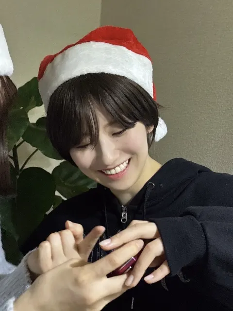 小田倉 麗奈｜2025（2025-12-28）｜3枚目