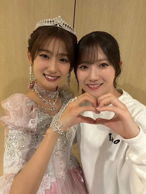 小田倉 麗奈｜2025（2025-12-28）｜4枚目
