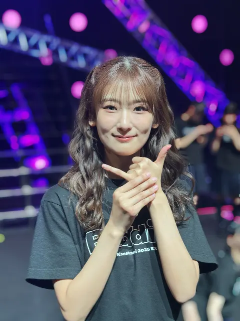 松田 里奈｜#365 井上梨名ちゃん卒業おめでとう💙（2025-12-30）｜12枚目