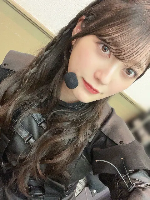幸阪 茉里乃｜2025🐍（2025-12-31）｜2枚目