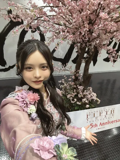 浅井 恋乃未｜（2026-04-18）｜2枚目