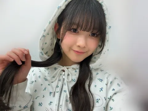 山川 宇衣｜押しボタン式の信号のボタンを押し忘れてみる（2026-04-23）｜2枚目