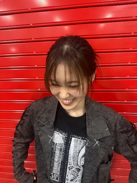 松田 里奈｜#394 ｢Lonesome rabbit｣MV🐰（2026-05-25）｜15枚目