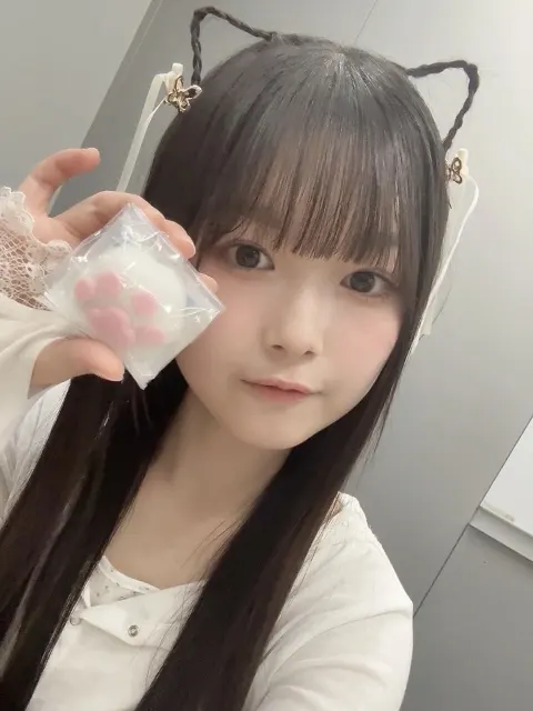 山川 宇衣｜猫の日（2026-07-12）｜2枚目