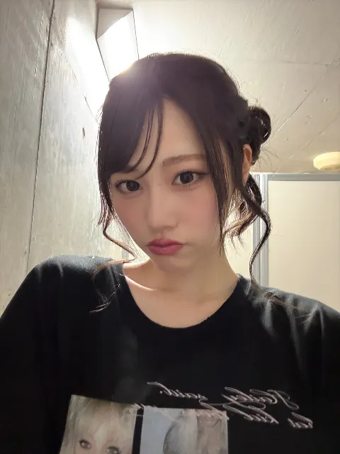 向井 純葉｜光る感情（2026-07-25）｜3枚目