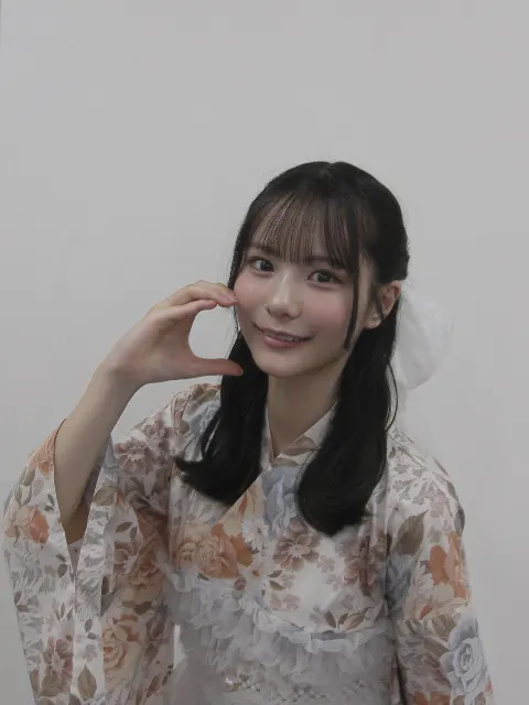 中川 智尋｜毎朝の星占いはあなたの分まで見てるのよ（2026-08-02）｜4枚目