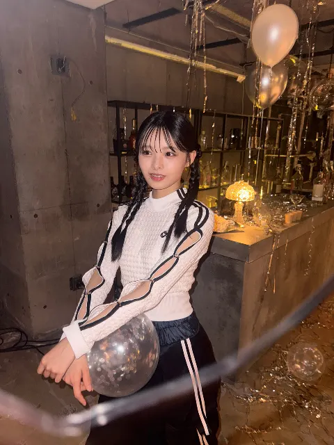 浅井 恋乃未｜（2026-09-18）｜2枚目