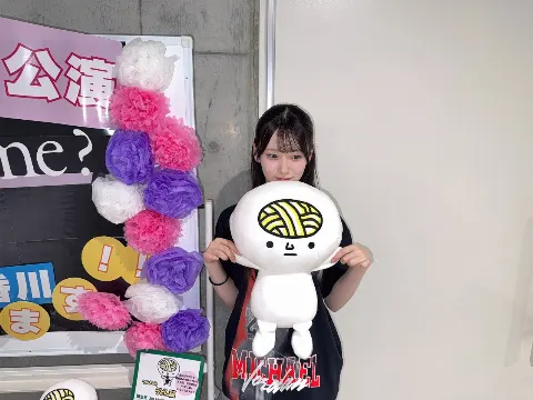 石森 璃花｜グレー、199（2026-09-28）｜4枚目