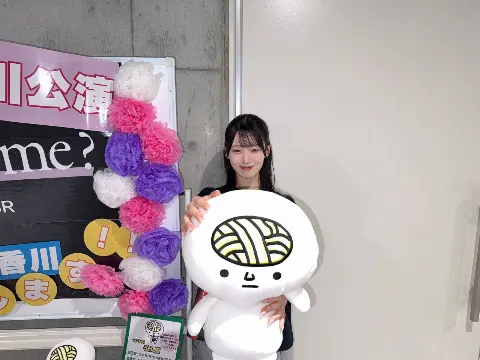 石森 璃花｜グレー、199（2026-09-28）｜5枚目