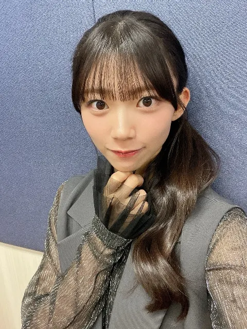 佐藤 愛桜｜久しぶりに前髪切りました( *´꒳`*)（2026-10-21）｜2枚目