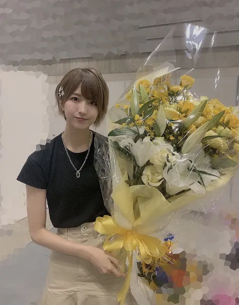 土生 瑞穂｜パシフィコ横浜:個別握手会（2019-05-05）｜2枚目