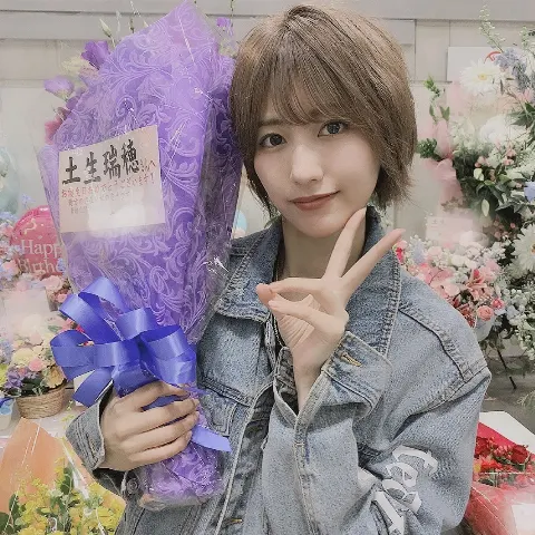 土生 瑞穂｜パシフィコ横浜:個別握手会（2019-07-18）｜4枚目