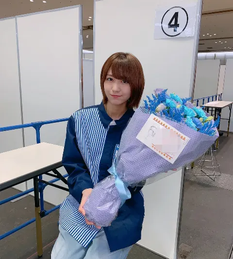 土生 瑞穂｜🌺🥀🌹🌷💐🌼🌸（2018-11-08）｜6枚目
