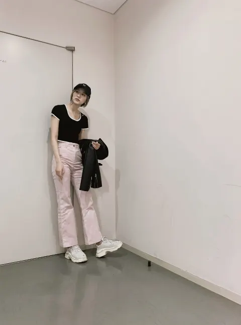 土生 瑞穂｜最近のお気に入りはこれぇ（2019-05-25）｜2枚目