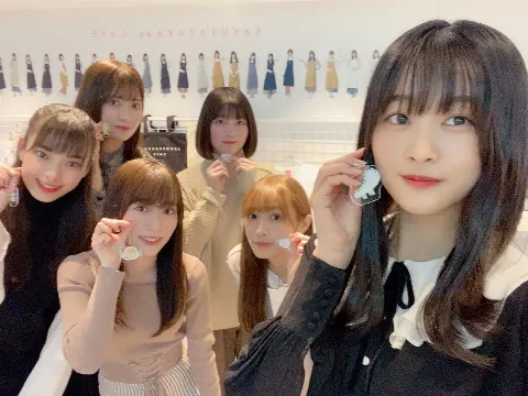 原田 葵｜☕️（2020-12-16）｜3枚目