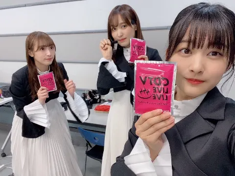 原田 葵｜🤍🖤（2020-12-20）｜3枚目