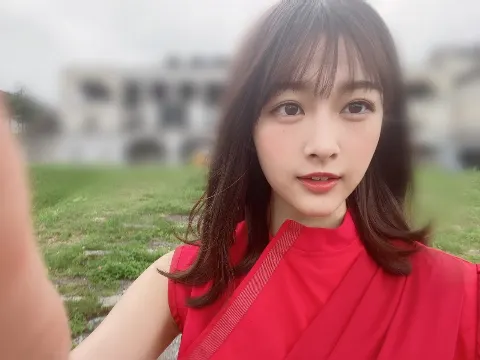 原田 葵｜充電器🔌（2021-09-08）｜2枚目