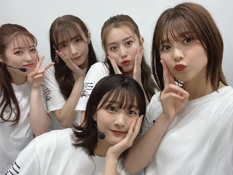 原田 葵｜りっちゃんと同じところに休息時間貼ってた、ファンデーションも真似してきた、😏😳（2021-09-14）