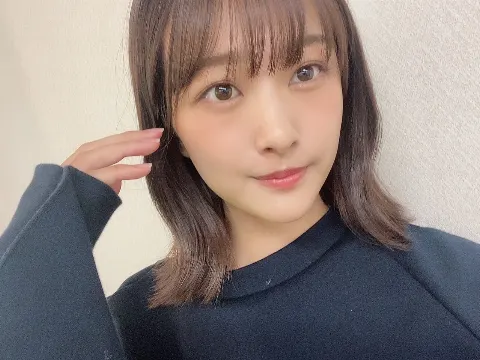 原田 葵｜ツアーで福岡に行った際、茅野舎だしで買った生七味が美味しすぎて、ハマっております。何にでもつけたくなる。うふふ🥰🥰（2021-10-08）｜5枚目