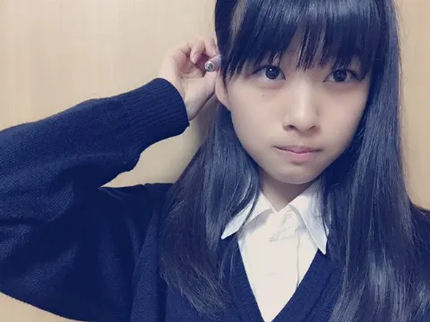 原田 葵｜ただいま目の前にあるバター餅という誘惑に負けないように頑張っています（2015-12-04）