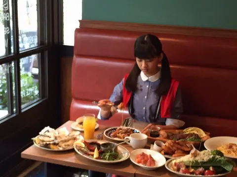 原田 葵｜ステーキが食べたくて食べたくて画像を調べていたらお腹がなりました( ´･ ･)-з（2016-03-10）｜2枚目