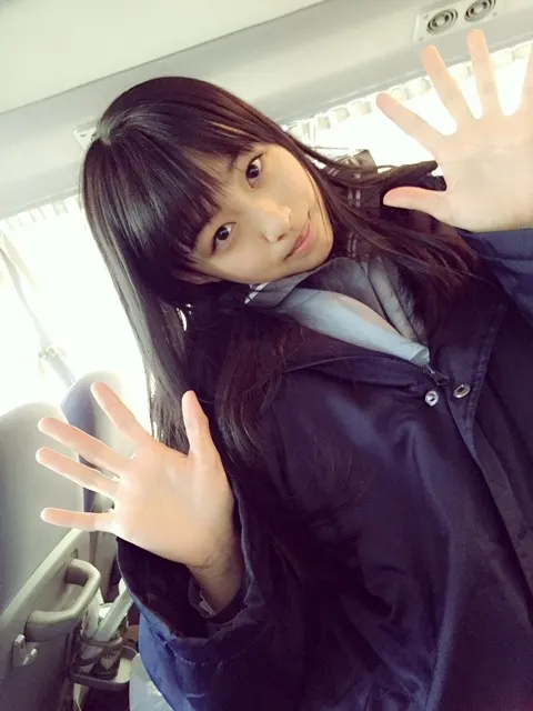 原田 葵｜LINEの着せ替えを買ってみたいけどフリーコインがなかなかたまりません(´._.`)（2016-04-09）