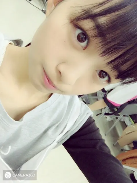 原田 葵｜せん切りされたキャベツのサラダと玉ねぎにハマってます。（2016-04-14）