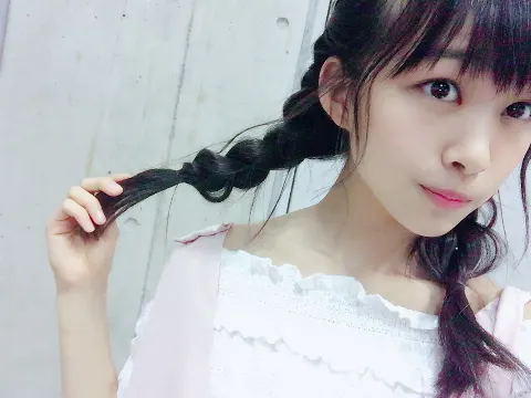 原田 葵｜中華街に行って、美味しい麻婆豆腐とマンゴープリンとゴマ団子と小龍包が食べたいです\( ¨̮ )/♡（2016-06-27）