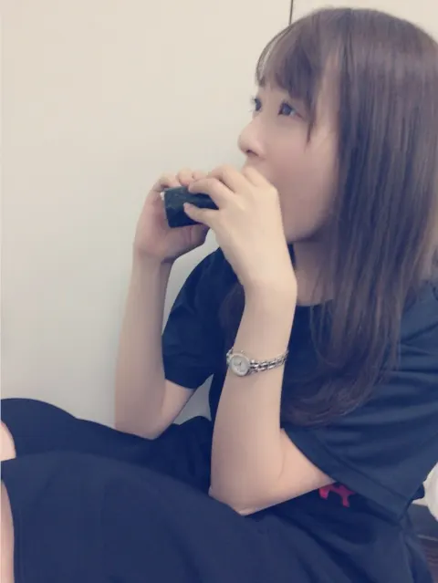 原田 葵｜パルテノはラズベリーソースが一番好き。いまのところ。（2016-08-20）｜2枚目