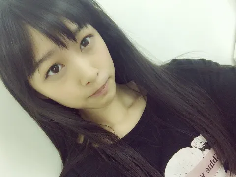 原田 葵｜パクチー食べれなさそうな顔してるけどだいすきです❥>>(´•ω•`  )（2016-08-06）