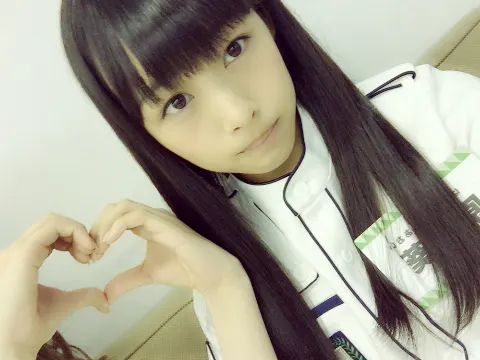 原田 葵｜甘いものをたくさん食べると幸せになれます( ´͈ ᵕ `͈ )（2016-08-25）