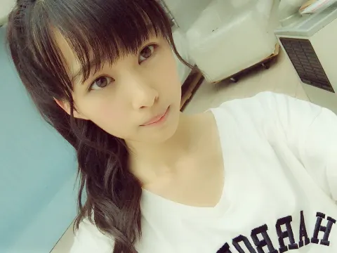 原田 葵｜なんで雨って降ってほしいときにやんで、降らないでほしいときに降るのかなヾ(・ε・。)ォィォィ（2016-09-09）｜3枚目