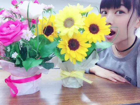 原田 葵｜おかゆを食べています(^^)（2016-09-13）｜4枚目