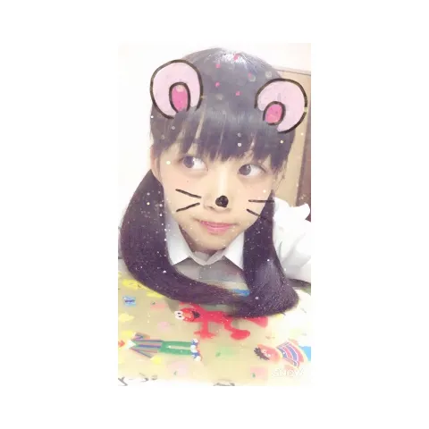 原田 葵｜チョコレートを置いていたら、賞味期限が過ぎてしまっていた( ๑´ ࿀`๑)( ๑´ ࿀`๑)（2016-09-08）｜2枚目