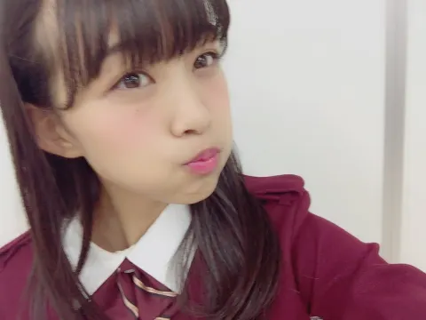 原田 葵｜特大のジャンボシュークリームが食べたいよぉ〜〜〜〜〜〜♡♡♡♡♡（2016-12-31）