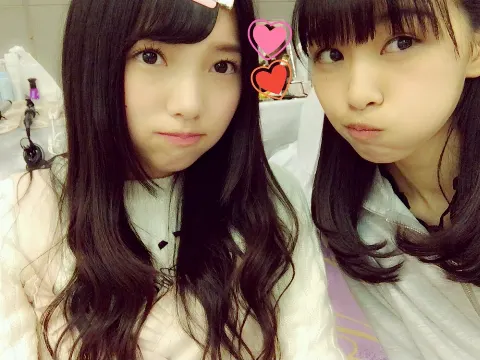 原田 葵｜テレビ電話に新しい機能ができてて楽しい!今の世の中って便利だな´ ³`)ﾉ ～～♡（2016-12-08）