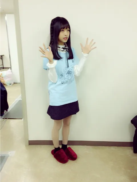 原田 葵｜お母さんにしばらくフルーツ買ってあげないと言われてしまったので、今日たくさん食べておきました。笑（2017-01-23）｜2枚目