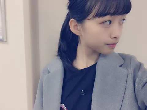 原田 葵｜冬休みの宿題ぜーんぶ終わった\( ¨̮ )/はず!笑（2017-01-24）｜2枚目