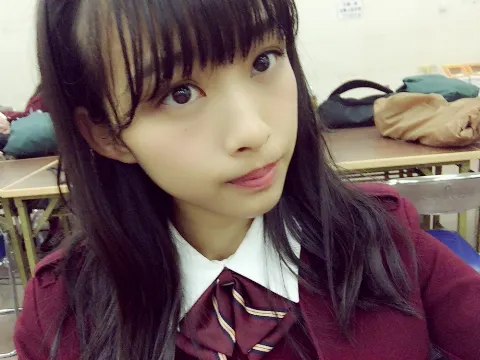 原田 葵｜明日から冬休みのだらだらモードから通常モードに戻さなくちゃ～…（2017-01-10）｜4枚目