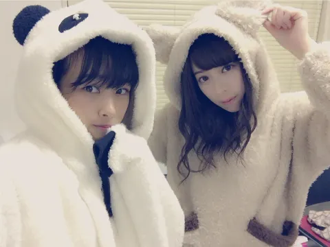 原田 葵｜新作出るらしいけどたぶん買うのはモンハン٩(ˊᗜˋ*)و♪﻿（2017-01-26）｜3枚目