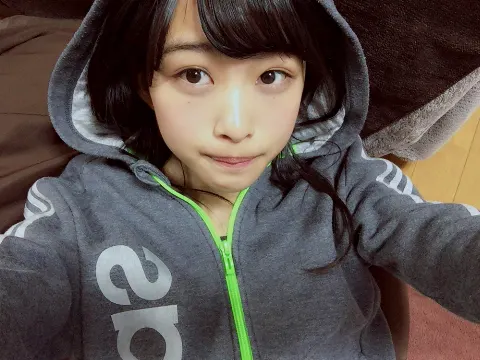 原田 葵｜小池氏にあいたいな～～見てるかな～～このブログ～～みいーこ♡♡（2017-02-05）｜2枚目