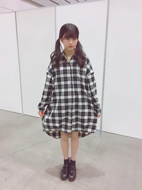 原田 葵｜おめでとう( *・ω・)ノ（2017-11-21）｜2枚目