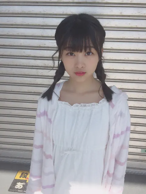 原田 葵｜映画見に行きたいけど、3年ぶり(たぶん)に映画館に行くとなるとなに見るかちゃんと考えるよねOo｡.(´-`)(笑)（2018-03-20）