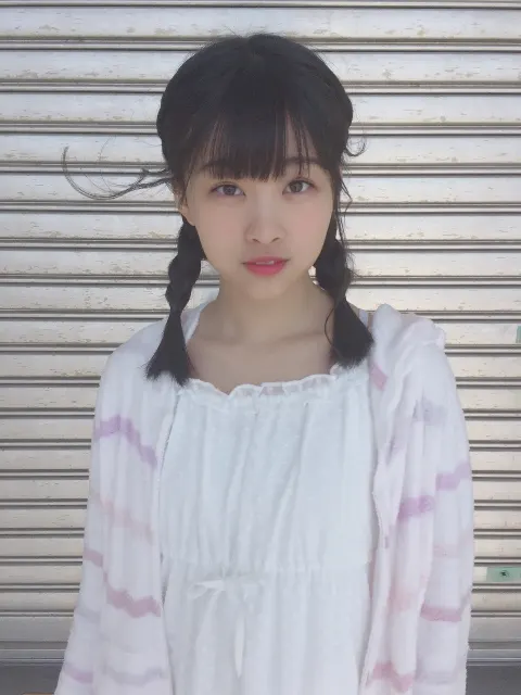 原田 葵｜映画見に行きたいけど、3年ぶり(たぶん)に映画館に行くとなるとなに見るかちゃんと考えるよねOo｡.(´-`)(笑)（2018-03-20）｜2枚目